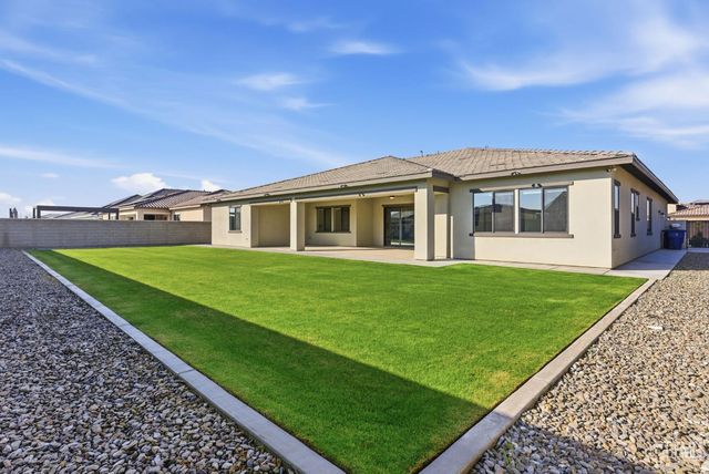 12627 Heritage Drive, Bakersfield, CA 93311