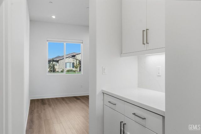 12627 Heritage Drive, Bakersfield, CA 93311