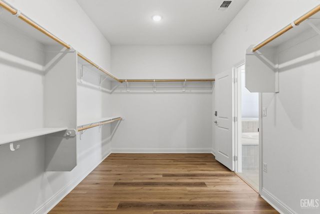 12627 Heritage Drive, Bakersfield, CA 93311