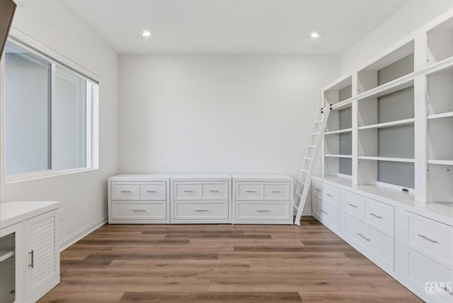 12627 Heritage Drive, Bakersfield, CA 93311