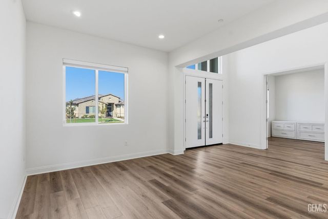 12627 Heritage Drive, Bakersfield, CA 93311