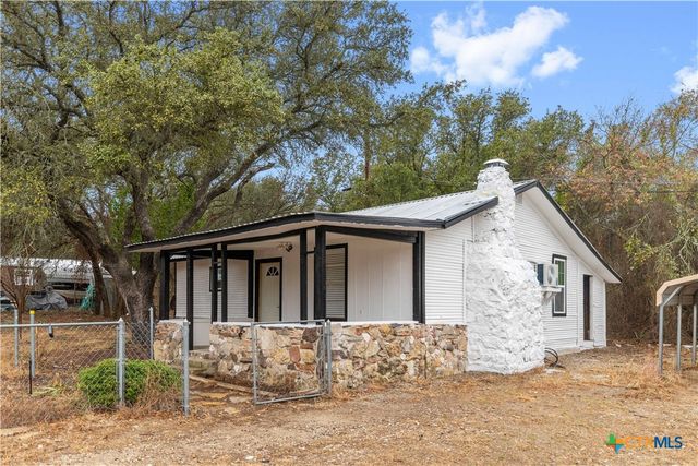 6916 Clover Leaf Drive, Brownwood, TX 76801