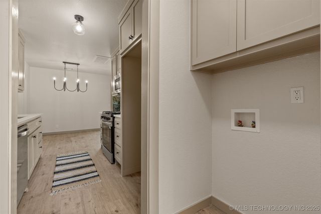 900 W Boston Street, Broken Arrow, OK 74012