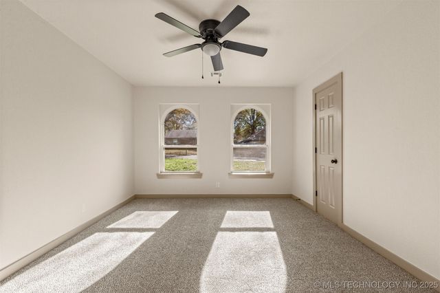 900 W Boston Street, Broken Arrow, OK 74012