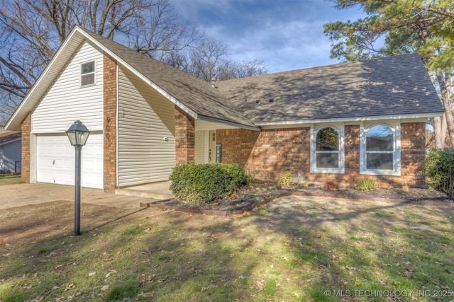 900 W Boston Street, Broken Arrow, OK 74012