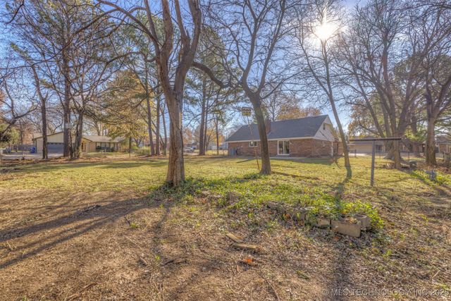 900 W Boston Street, Broken Arrow, OK 74012