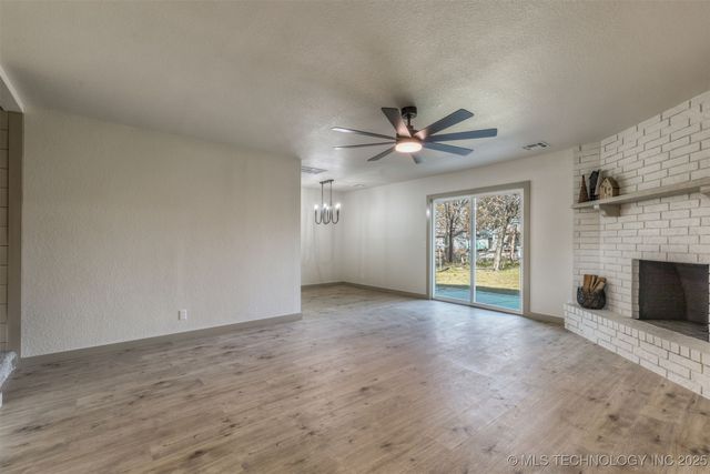 900 W Boston Street, Broken Arrow, OK 74012