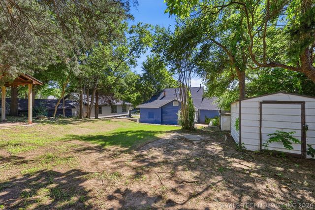 606 N Garfield Avenue, Sand Springs, OK 74063