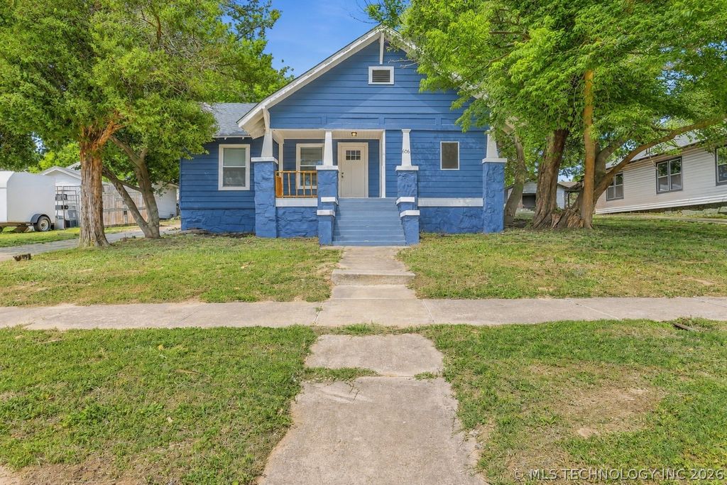 606 N Garfield Avenue, Sand Springs, OK 74063