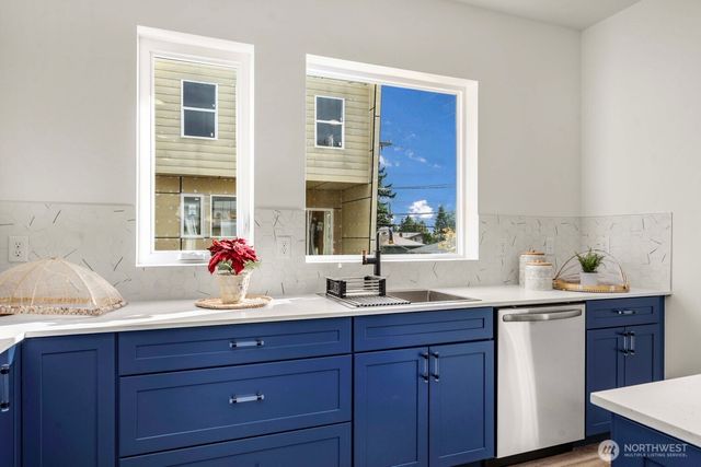 11543 17th Place SW, Burien, WA 98146