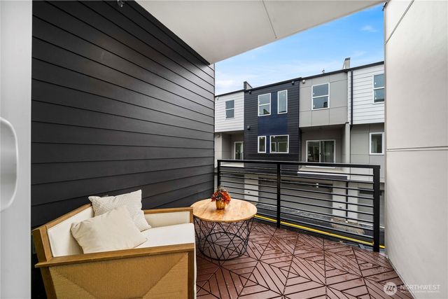 11543 17th Place SW, Burien, WA 98146
