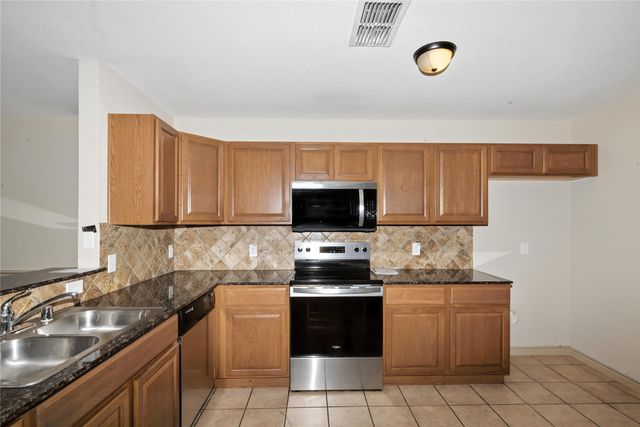 3905 Vista Mar Drive, Fort Worth, TX 76040
