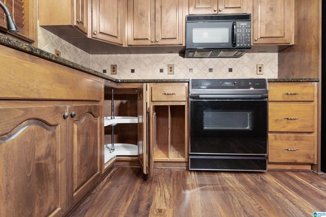 1524 HIGHLAND DRIVE, Birmingham, AL 35235