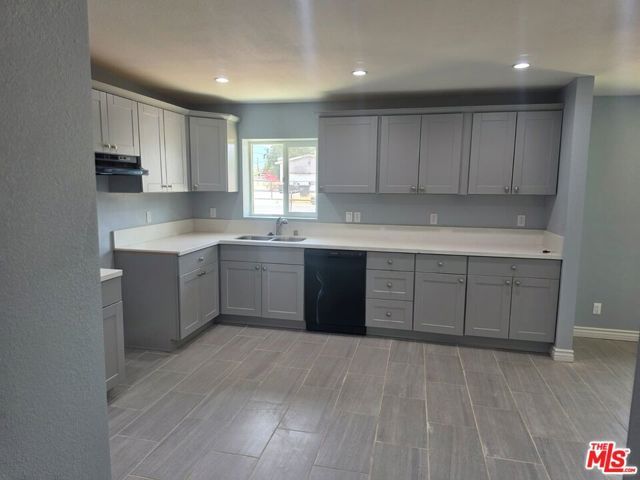 10107 E Avenue R14, Littlerock (also Little Rock), CA 93543