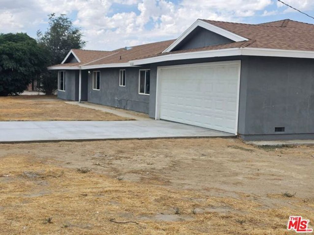 10107 E Avenue R14, Littlerock (also Little Rock), CA 93543