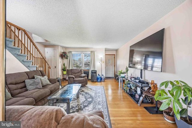 3454 VALLEY GREEN DR, Drexel Hill, PA 19026