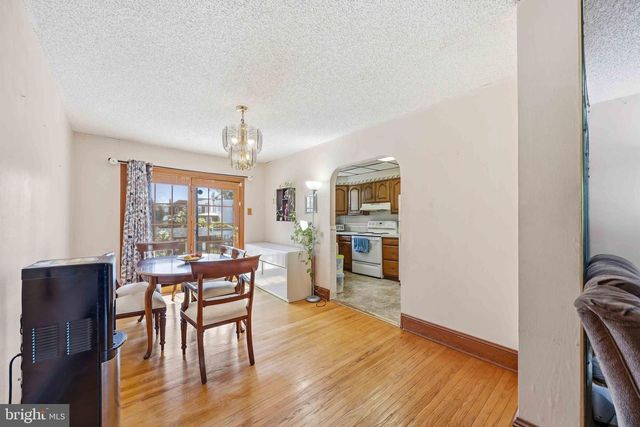 3454 VALLEY GREEN DR, Drexel Hill, PA 19026