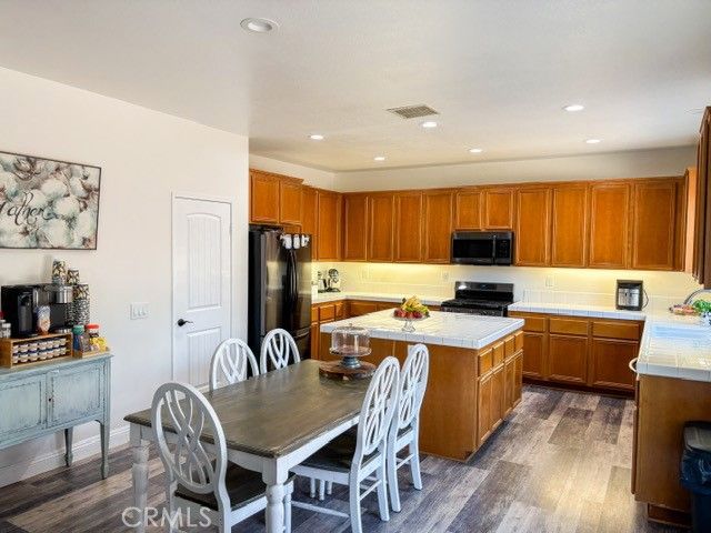 12920 La Costa Court, Hesperia, CA 92344