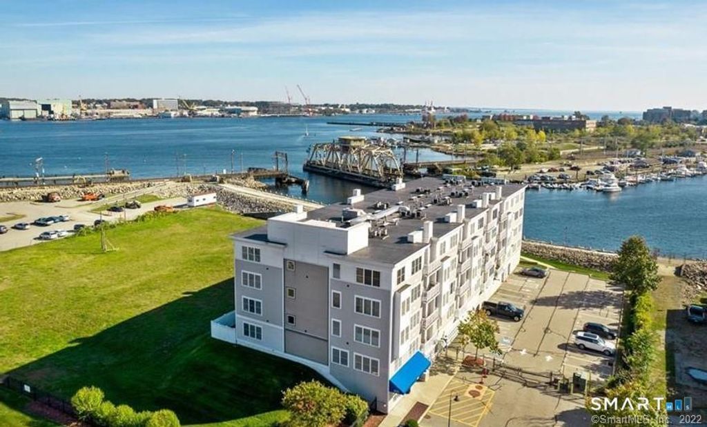 400 Bank Street 104, New London, CT 06320