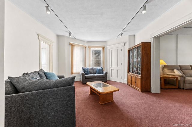 871 Rockaway Avenue, Valley Stream, NY 11581