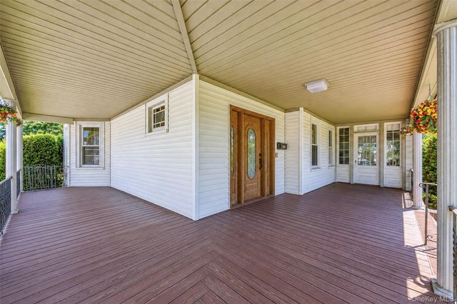 871 Rockaway Avenue, Valley Stream, NY 11581