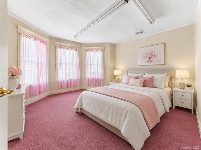 871 Rockaway Avenue, Valley Stream, NY 11581