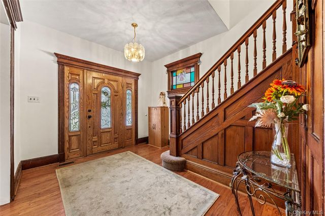 871 Rockaway Avenue, Valley Stream, NY 11581