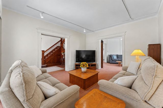 871 Rockaway Avenue, Valley Stream, NY 11581