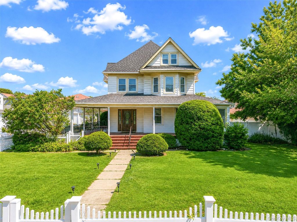 871 Rockaway Avenue, Valley Stream, NY 11581 — exterior