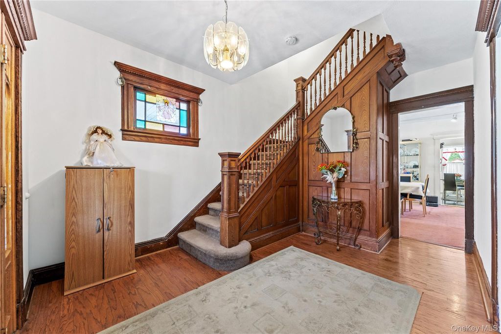871 Rockaway Avenue, Valley Stream, NY 11581 — photo 4
