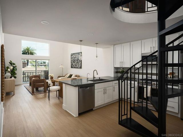 2330 1st Ave 405, San Diego, CA 92101