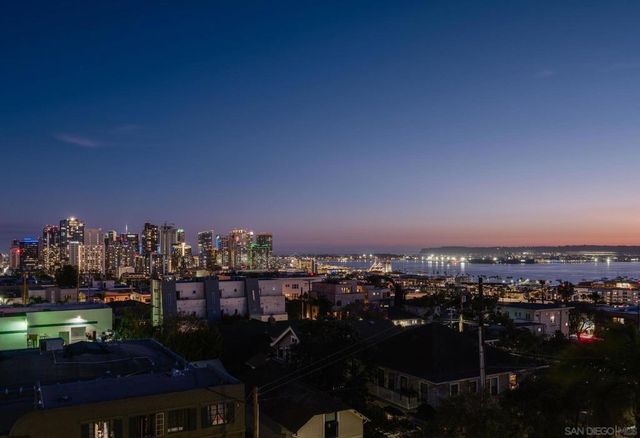 2330 1st Ave 405, San Diego, CA 92101