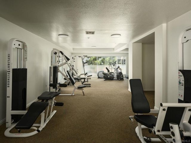 2330 1st Ave 405, San Diego, CA 92101