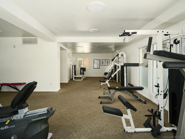 2330 1st Ave 405, San Diego, CA 92101