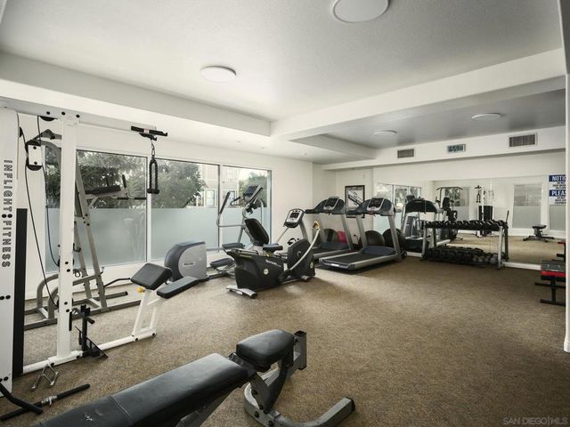 2330 1st Ave 405, San Diego, CA 92101