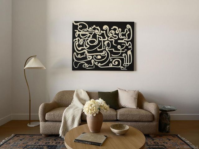 2330 1st Ave 405, San Diego, CA 92101