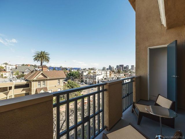 2330 1st Ave 405, San Diego, CA 92101