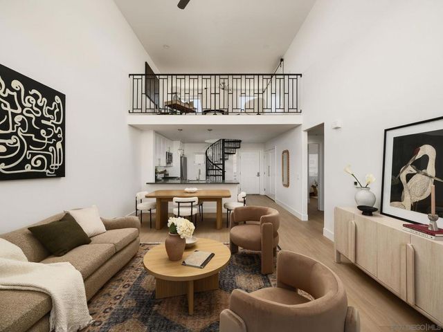 2330 1st Ave 405, San Diego, CA 92101