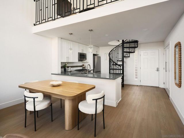 2330 1st Ave 405, San Diego, CA 92101