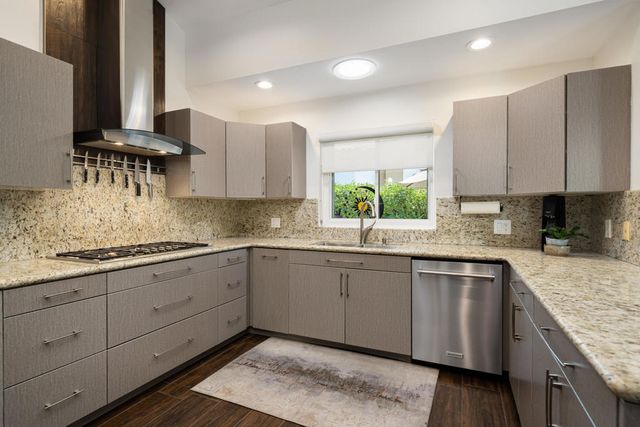 131 Vista Monte, Palm Desert, CA 92260