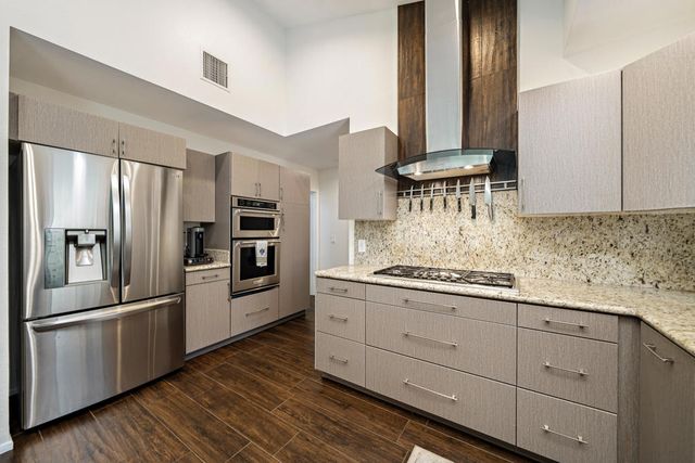 131 Vista Monte, Palm Desert, CA 92260