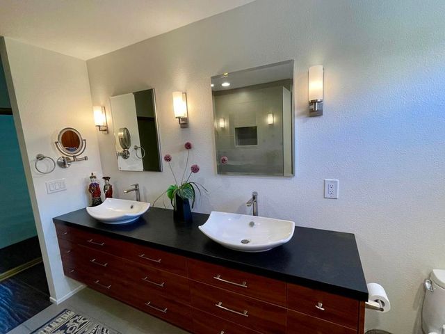 131 Vista Monte, Palm Desert, CA 92260