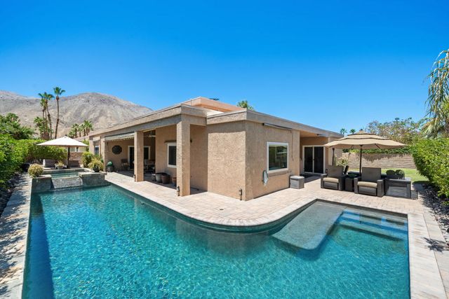 131 Vista Monte, Palm Desert, CA 92260