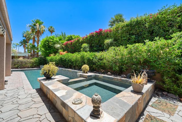 131 Vista Monte, Palm Desert, CA 92260