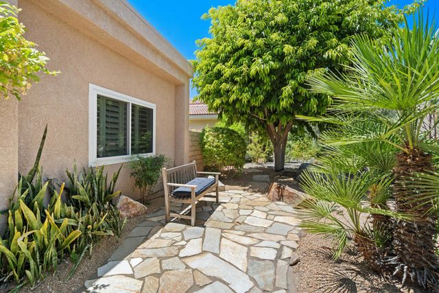 131 Vista Monte, Palm Desert, CA 92260