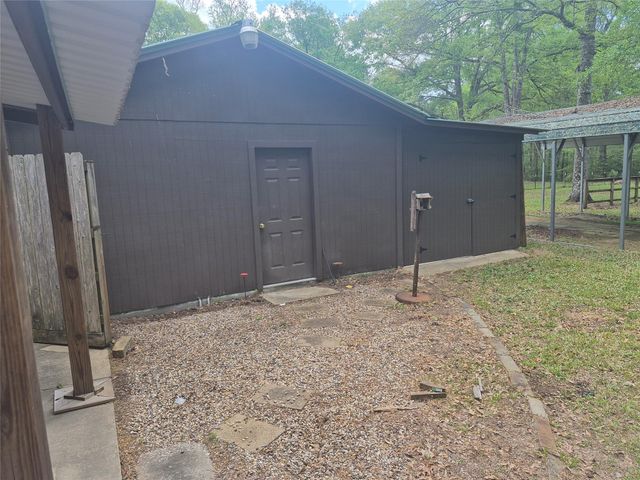 577 Central Drive, Coldspring, TX 77331