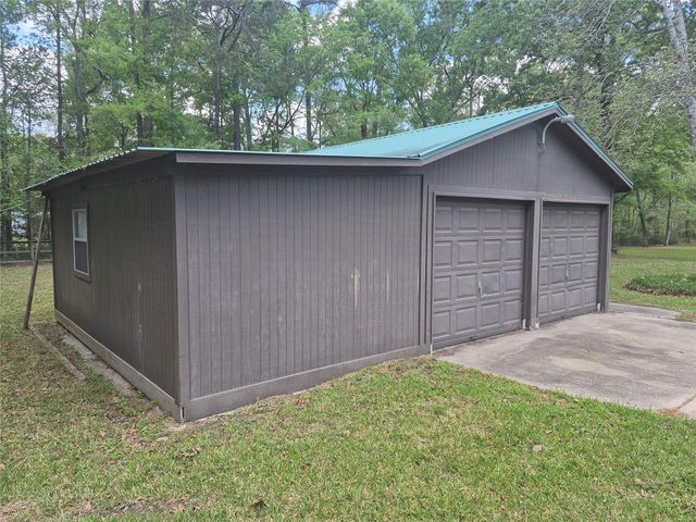 577 Central Drive, Coldspring, TX 77331