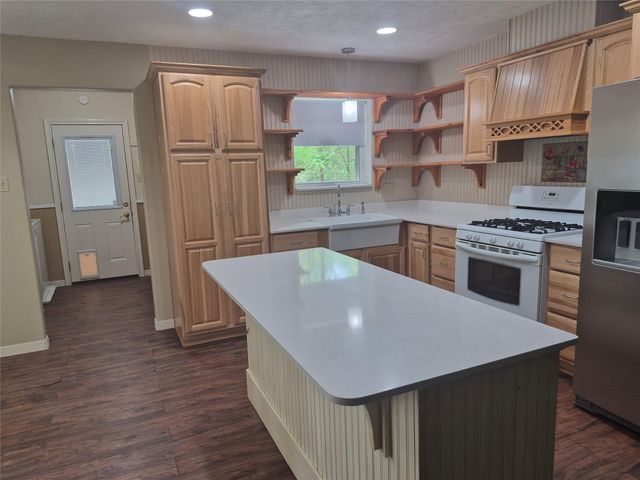 577 Central Drive, Coldspring, TX 77331