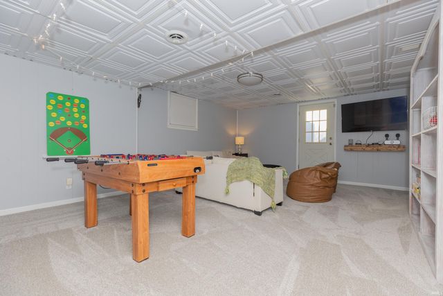 709 Cypress Street, Newburgh, IN 47630