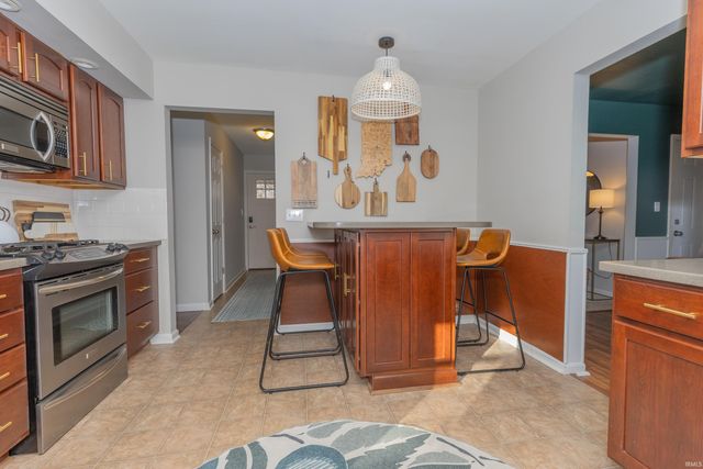 709 Cypress Street, Newburgh, IN 47630